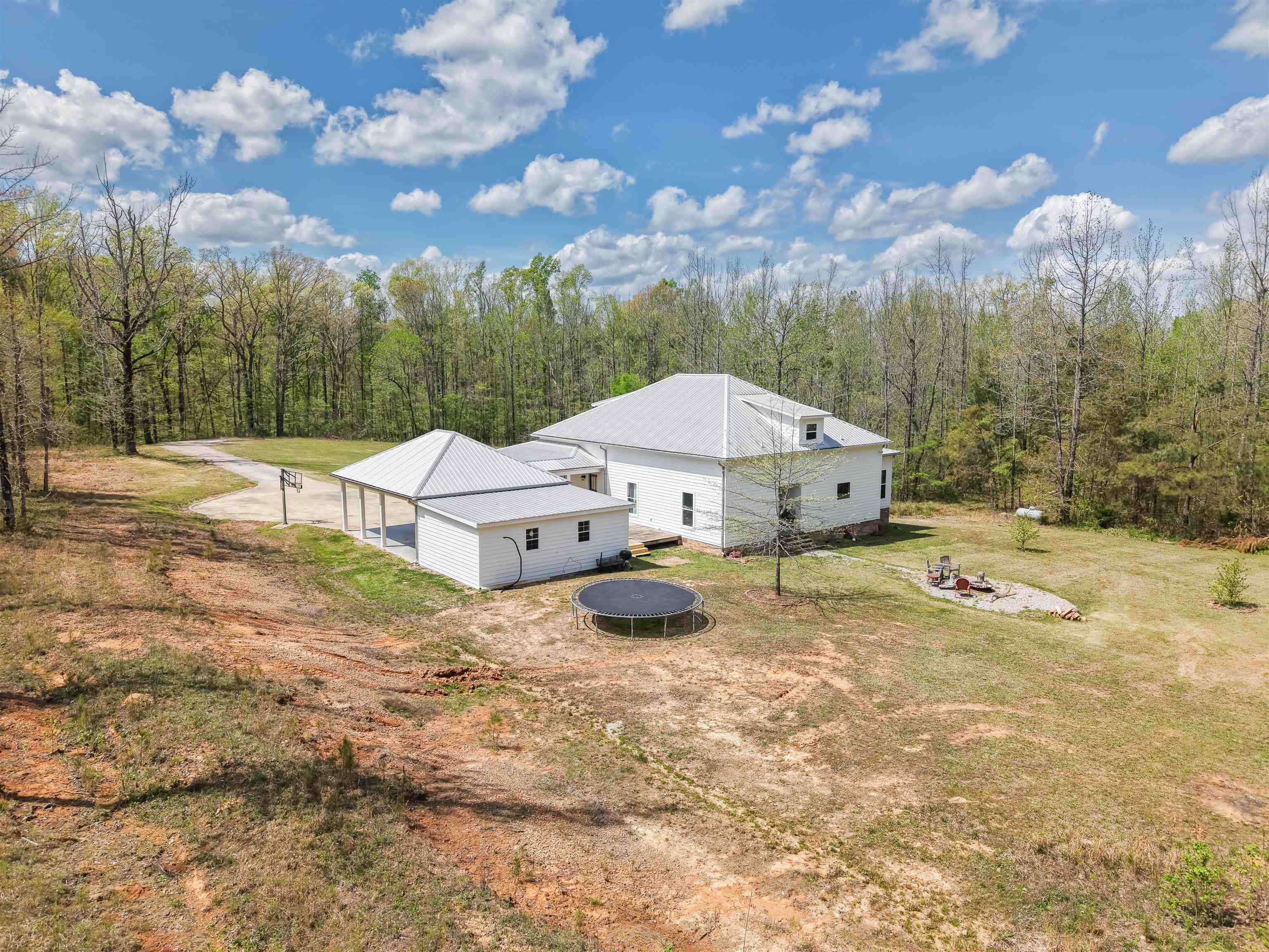 300 Grace Thomas Road Michie, TN 38357 - Photo 11 of 26