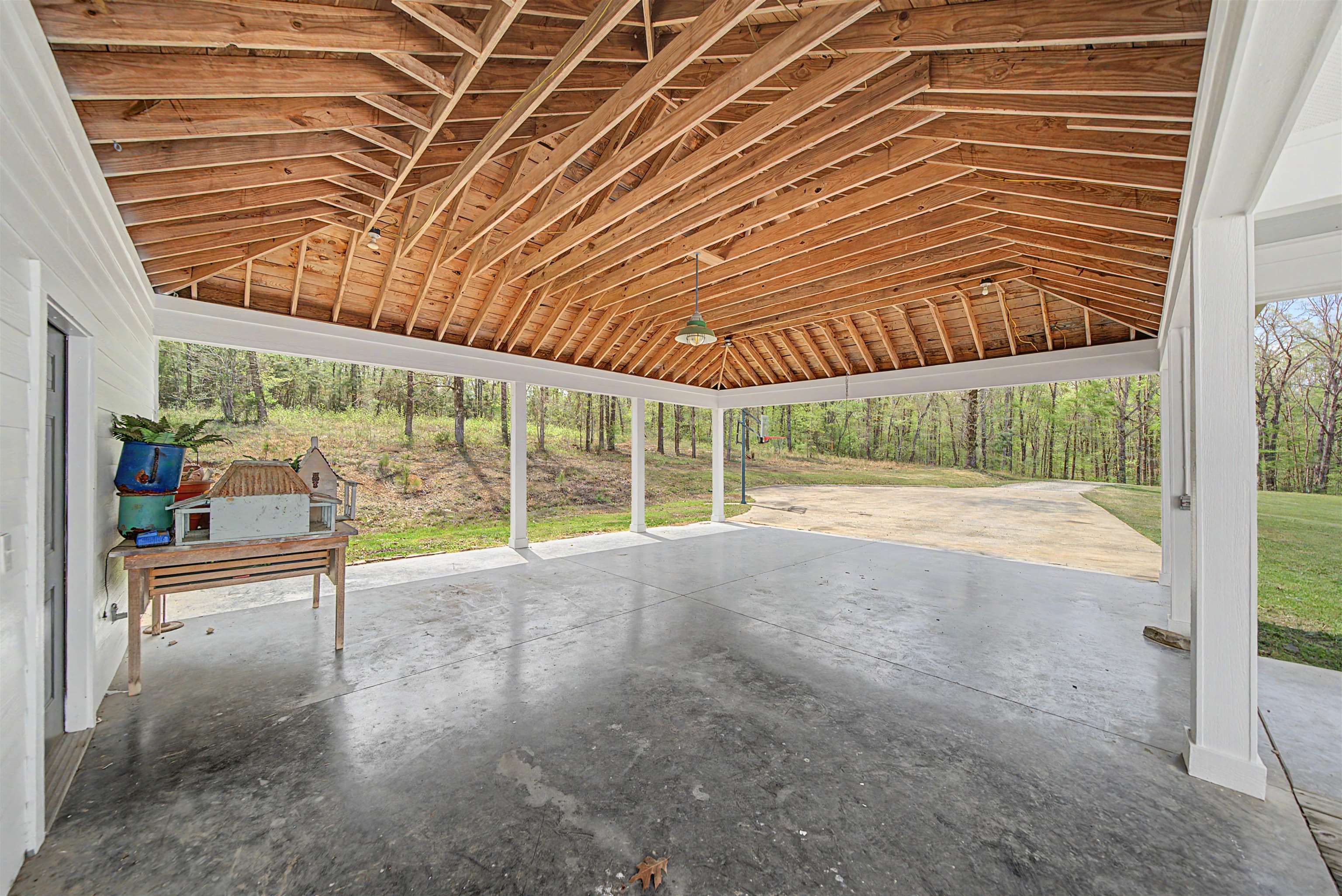 300 Grace Thomas Road Michie, TN 38357 - Photo 14 of 26 View of patio / terrace