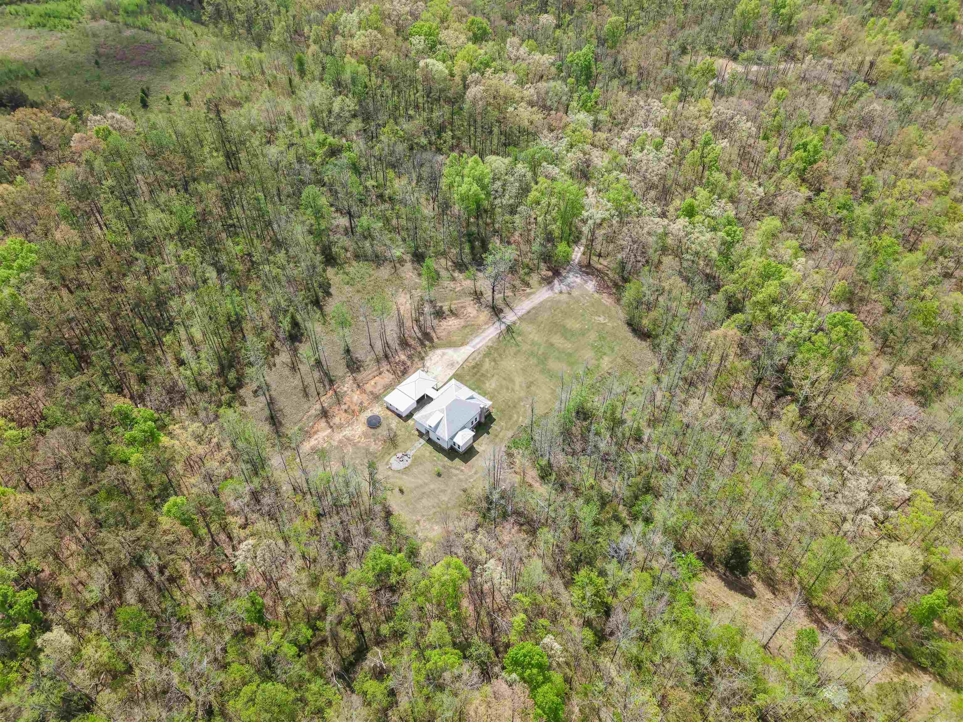 300 Grace Thomas Road Michie, TN 38357 - Photo 8 of 26