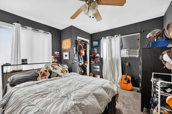 $1,039,000 | 1530 East Appleton Street, Long Beach, CA 90802