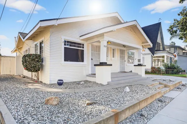 $1,039,000 | 1530 East Appleton Street, Long Beach, CA 90802