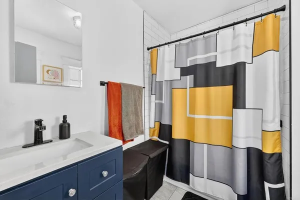 $1,039,000 | 1530 East Appleton Street, Long Beach, CA 90802