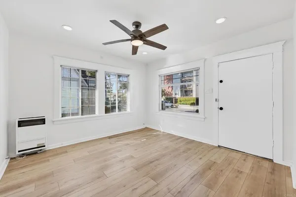 $1,039,000 | 1530 East Appleton Street, Long Beach, CA 90802