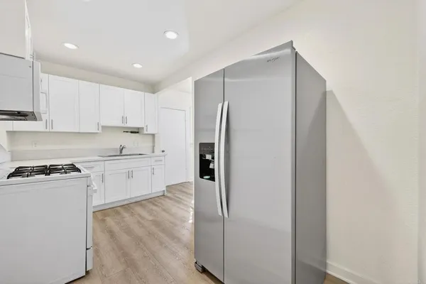 $1,039,000 | 1530 East Appleton Street, Long Beach, CA 90802