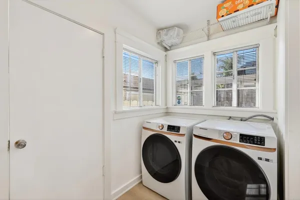 $1,039,000 | 1530 East Appleton Street, Long Beach, CA 90802