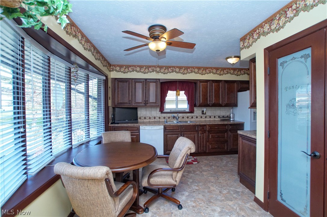 30230 Ridge Road Wickliffe, OH 44092 - Photo 9 of 27 Gallery Image 9