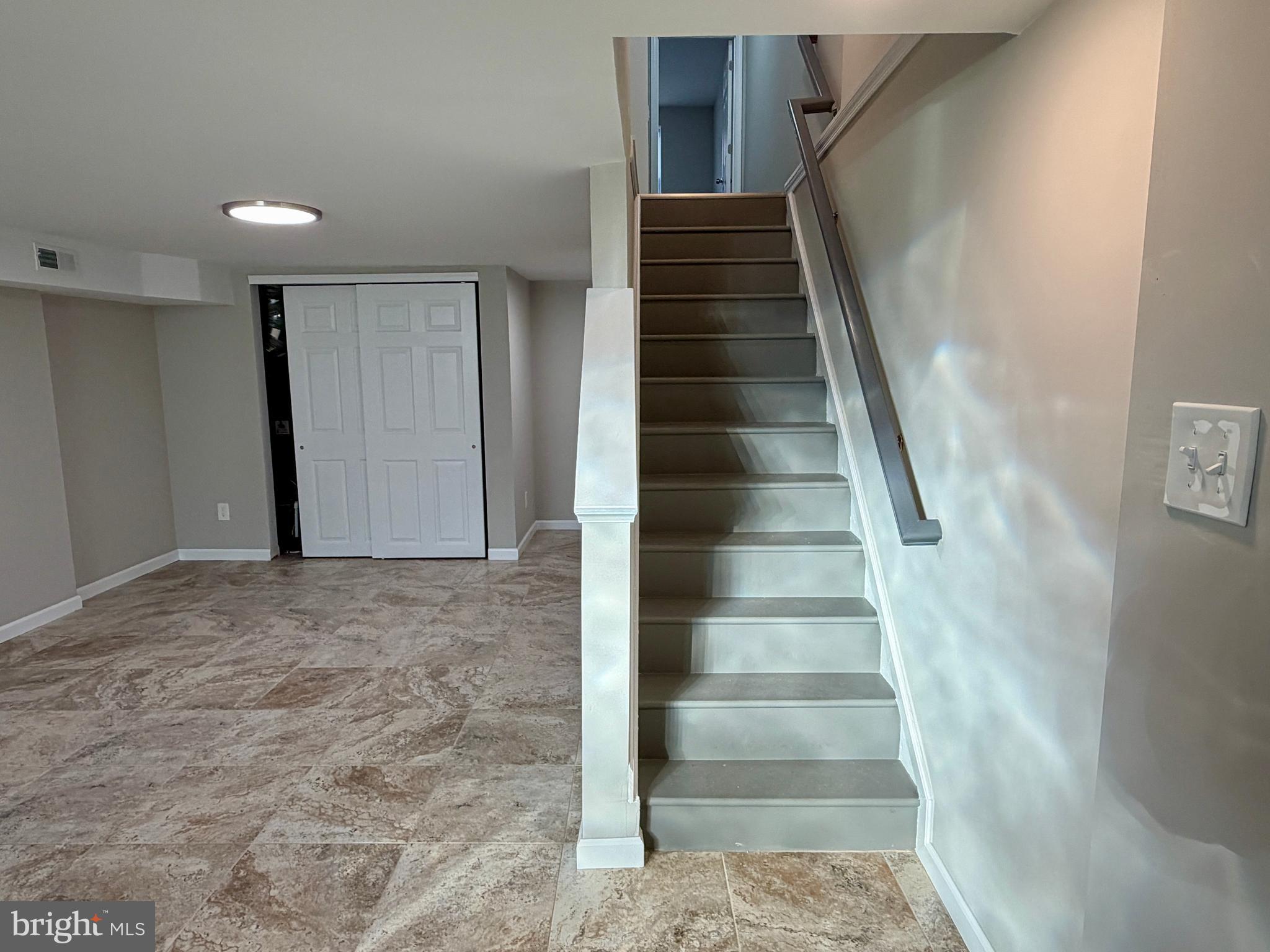 1727 Dallas Street, Unit 1 Philadelphia, PA 19126 - Photo 14 of 25 a view of an entryway