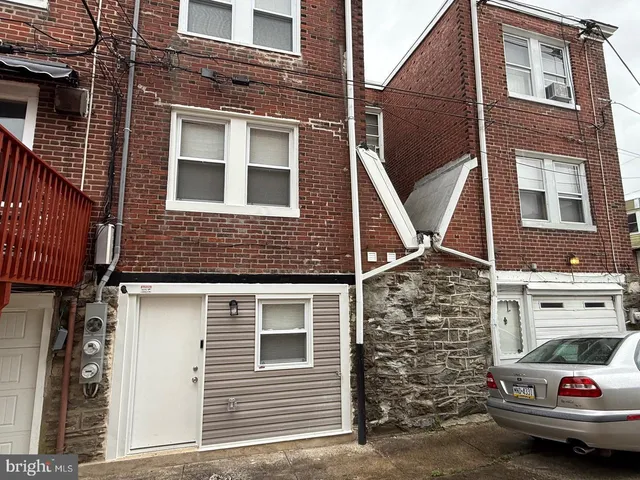 $2,150 | 1727 Dallas Street, Unit 1, Philadelphia, PA 19126