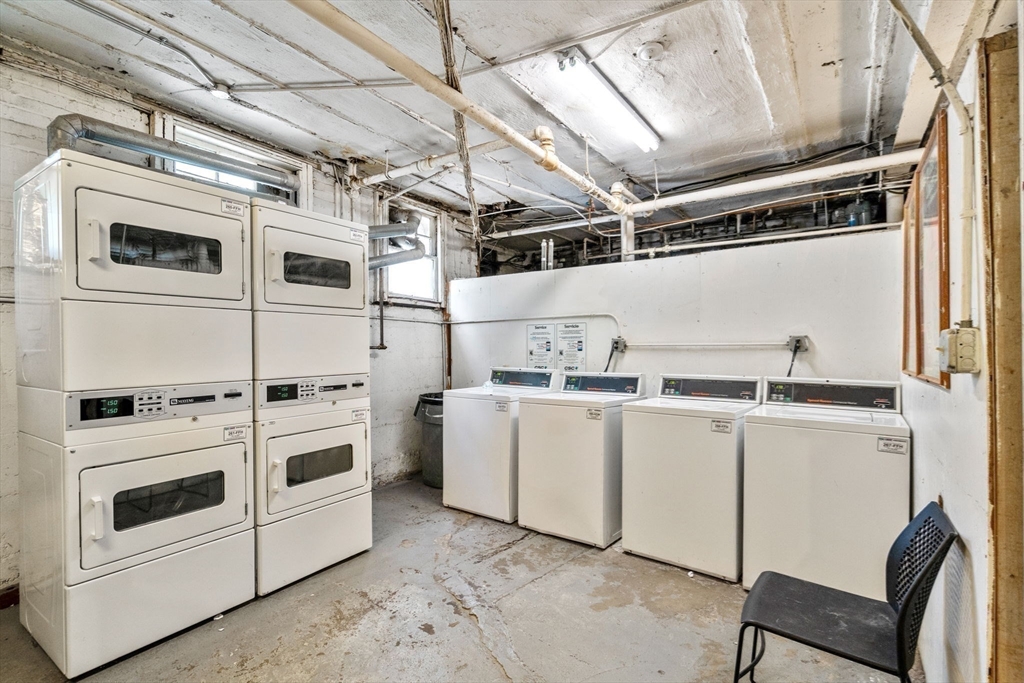 24 Sidlaw Road, Unit 12 Boston, MA 02135 - Photo 12 of 15