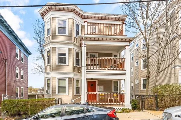 $2,800 | 22 Rowell Street, Unit 2, Boston, MA 02125
