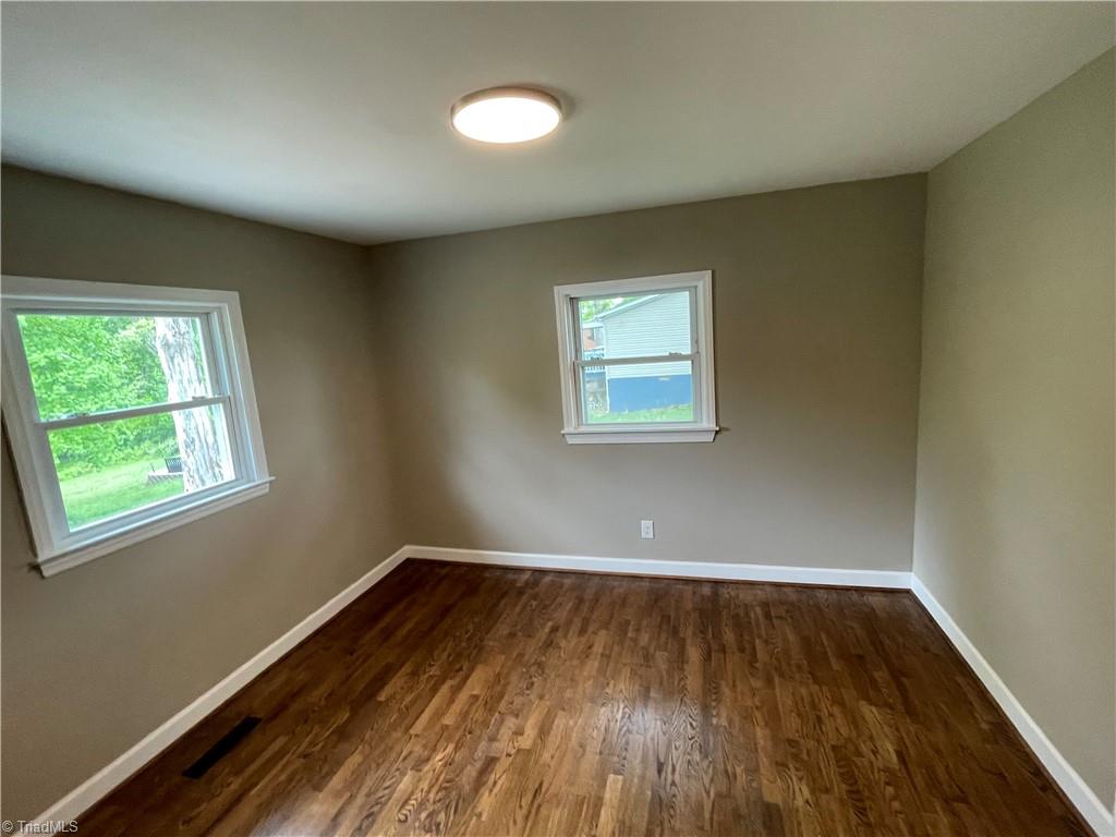 483 Maple Hollow Road Mount Airy, NC 27030 - Photo 4 of 8