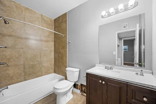 $1,095 | 1518 West Colter Street, Unit 6, Phoenix, AZ 85015