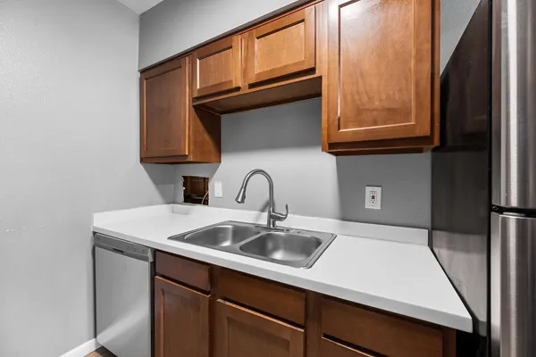 $1,095 | 1518 West Colter Street, Unit 6, Phoenix, AZ 85015