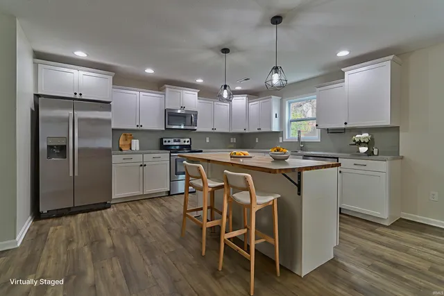 $375,000 | 3616 Ebbets Drive, Evansville, IN 47725