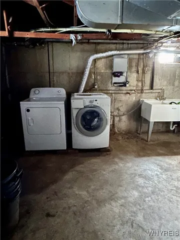 $950 | 8 Latona Court, Unit 1, Buffalo, NY 14220