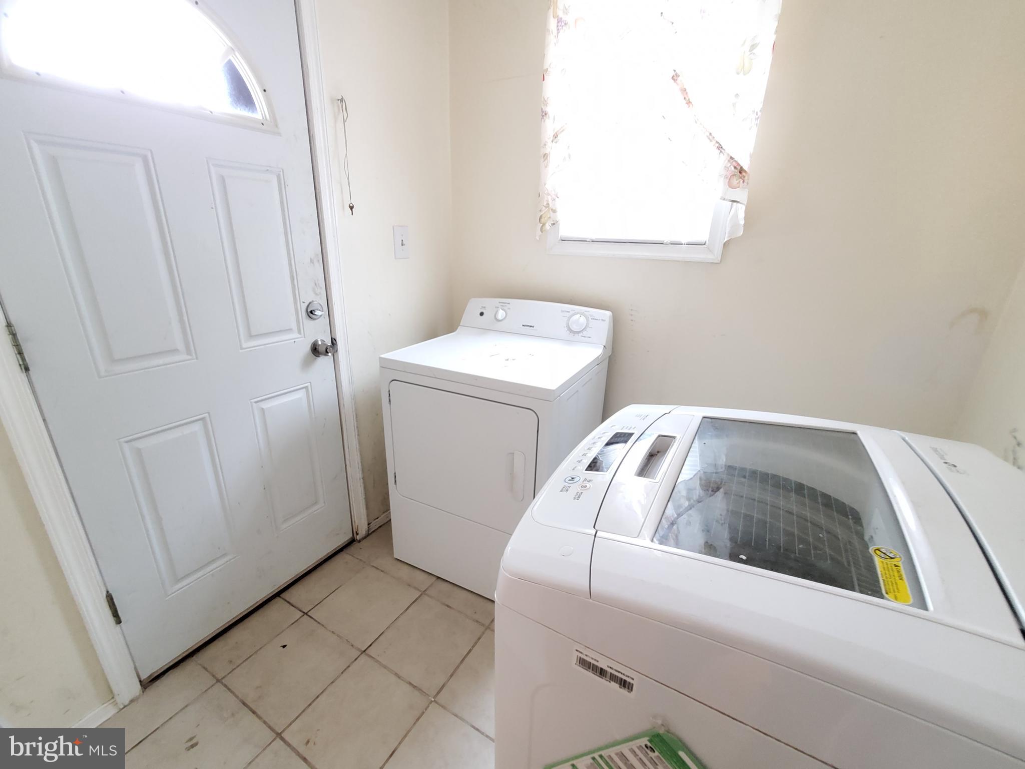 5056 Gainor Road Philadelphia, PA 19131 - Photo 6 of 13 First floor laundry, yay!!