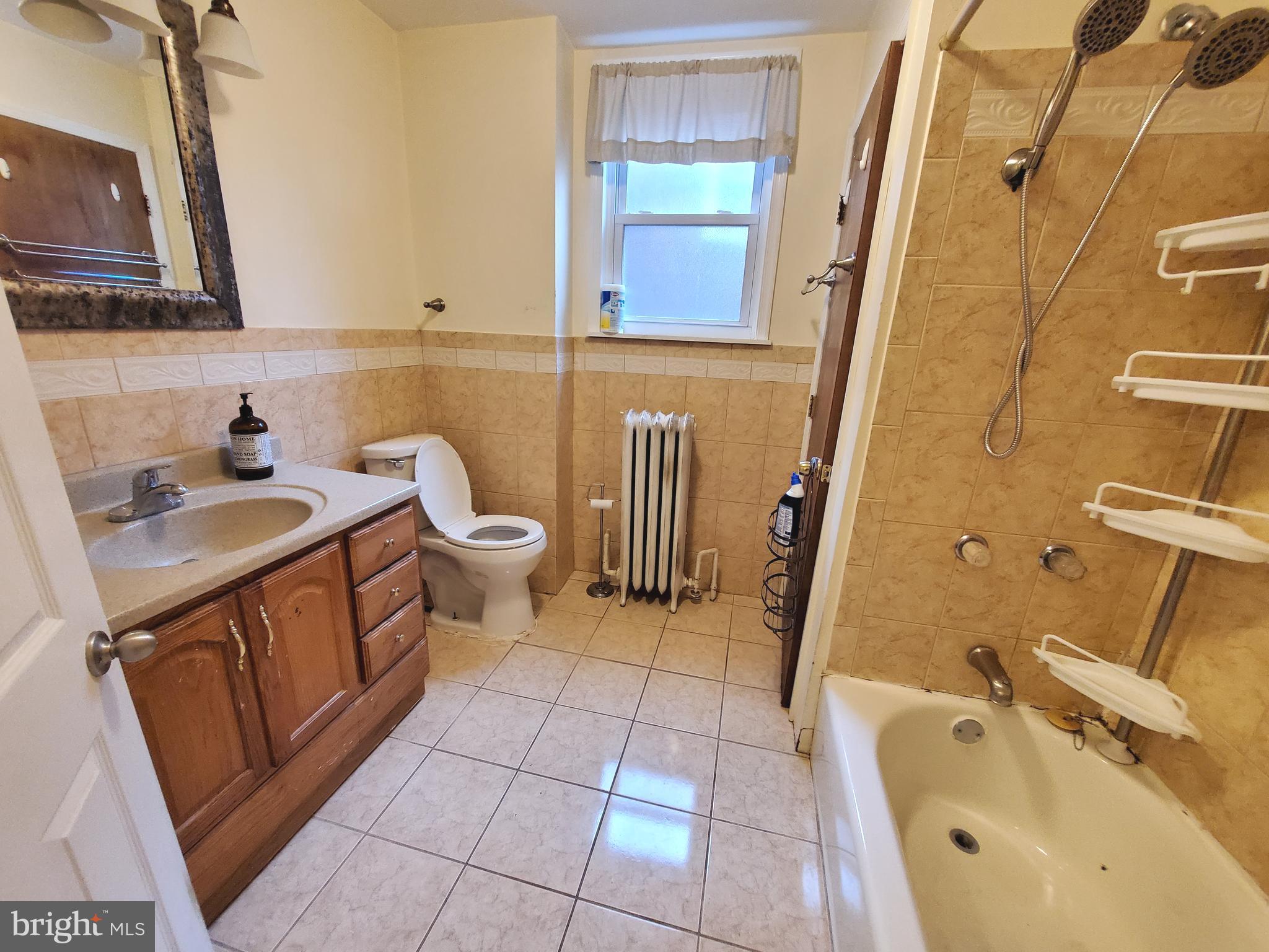 5056 Gainor Road Philadelphia, PA 19131 - Photo 7 of 13 This bathroom comes with plenty of leg room!