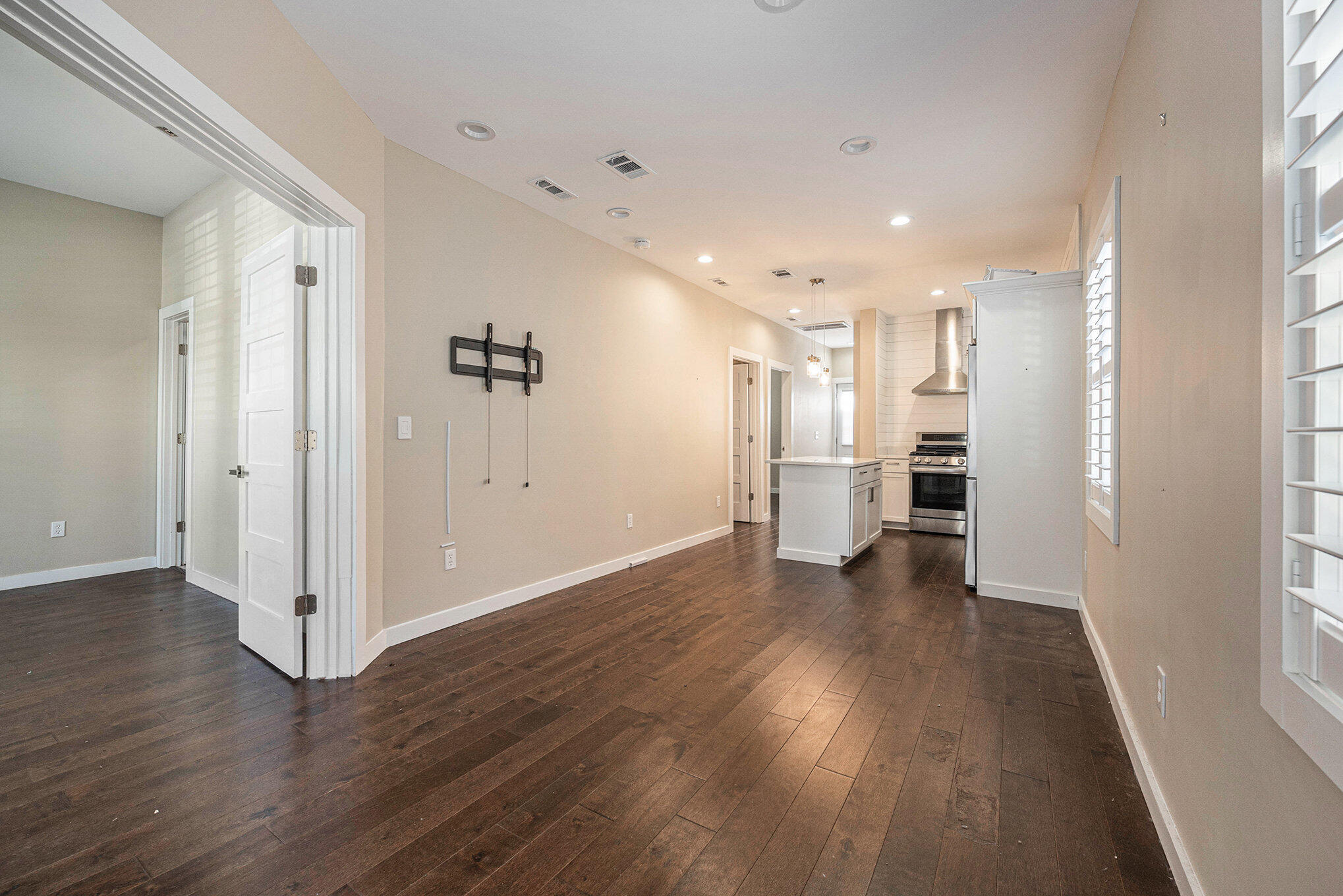 183 Line Street Charleston, SC 29403 - Photo 33 of 34 Open Floorplan