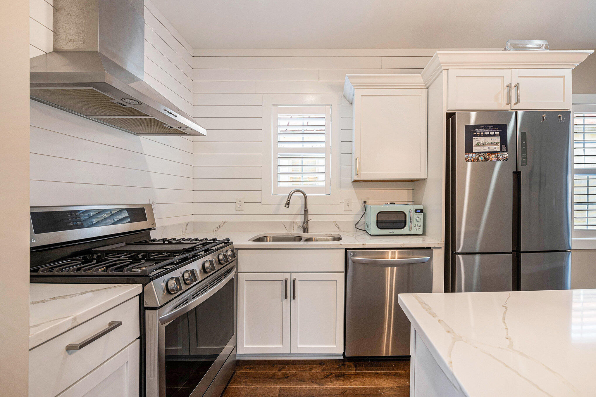 183 Line Street Charleston, SC 29403 - Photo 8 of 34 Stainless Appliances