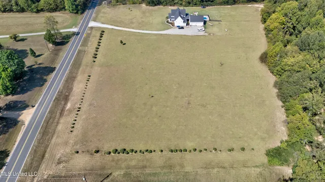$160,000 | 8600 County Line Road, Hernando, MS 38632