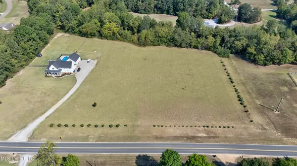 $160,000 | 8600 County Line Road, Hernando, MS 38632