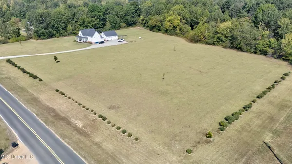 $160,000 | 8600 County Line Road, Hernando, MS 38632