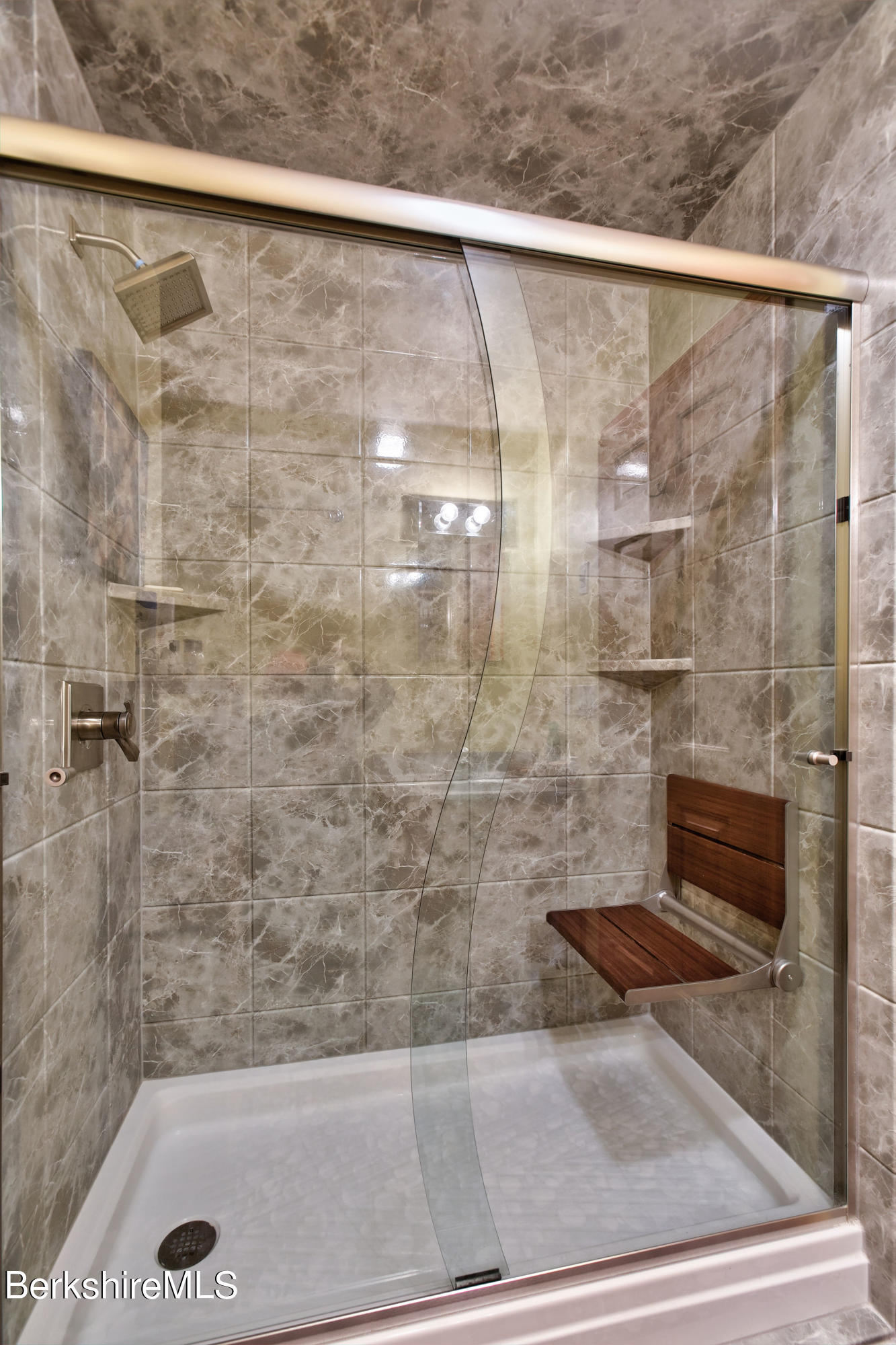 84 Cook Road Sheffield, MA 01257 - Photo 20 of 41 Primary Bath