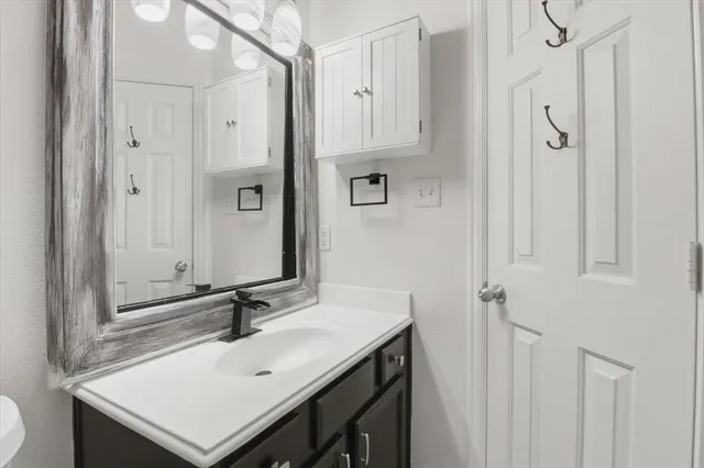 $2,600 | 1122 Bethel School Court, Coppell, TX 75019