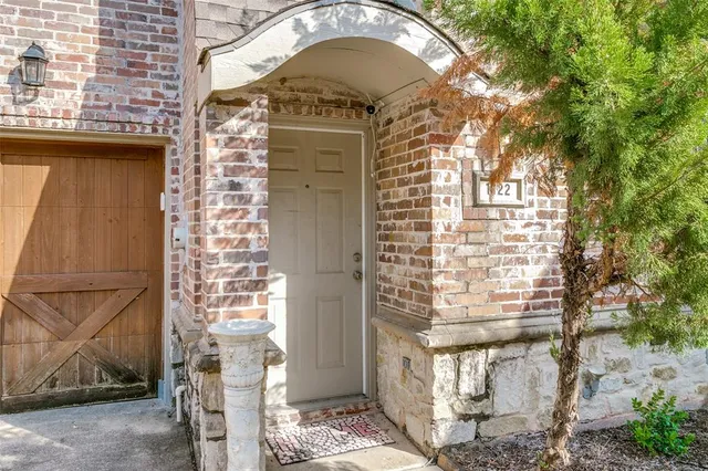 $2,600 | 1122 Bethel School Court, Coppell, TX 75019