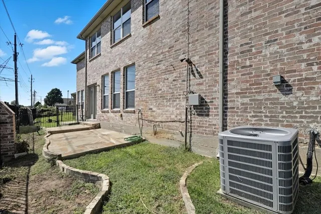 $2,600 | 1122 Bethel School Court, Coppell, TX 75019