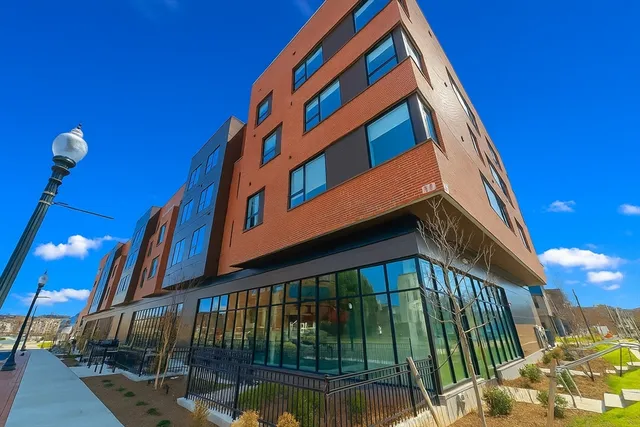 $5,325 | 45 East Central Street, Unit 202, Natick, MA 01760