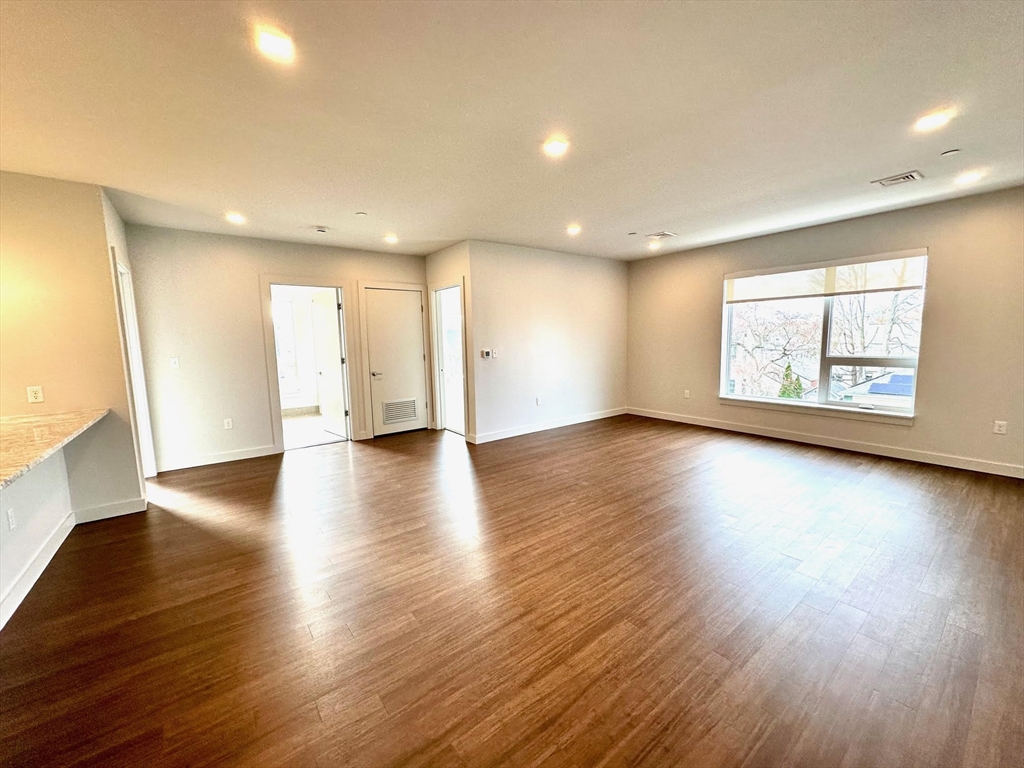 45 East Central Street, Unit 202 Natick, MA 01760 - Photo 18 of 27