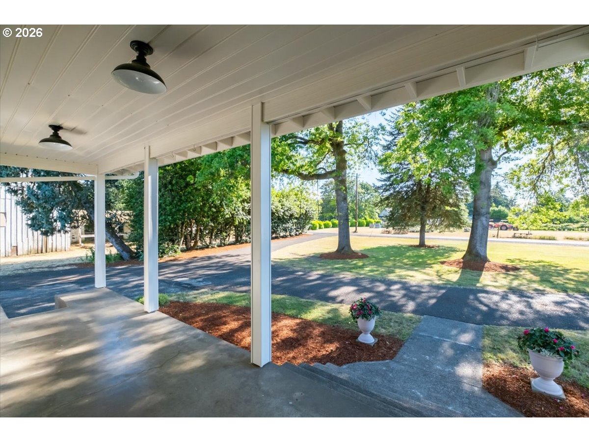 33027 White Oak Road Corvallis, OR 97333 - Photo 9 of 48