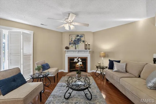 $170,000 | 9185 Wrenwood Lane, Brentwood, MO 63144