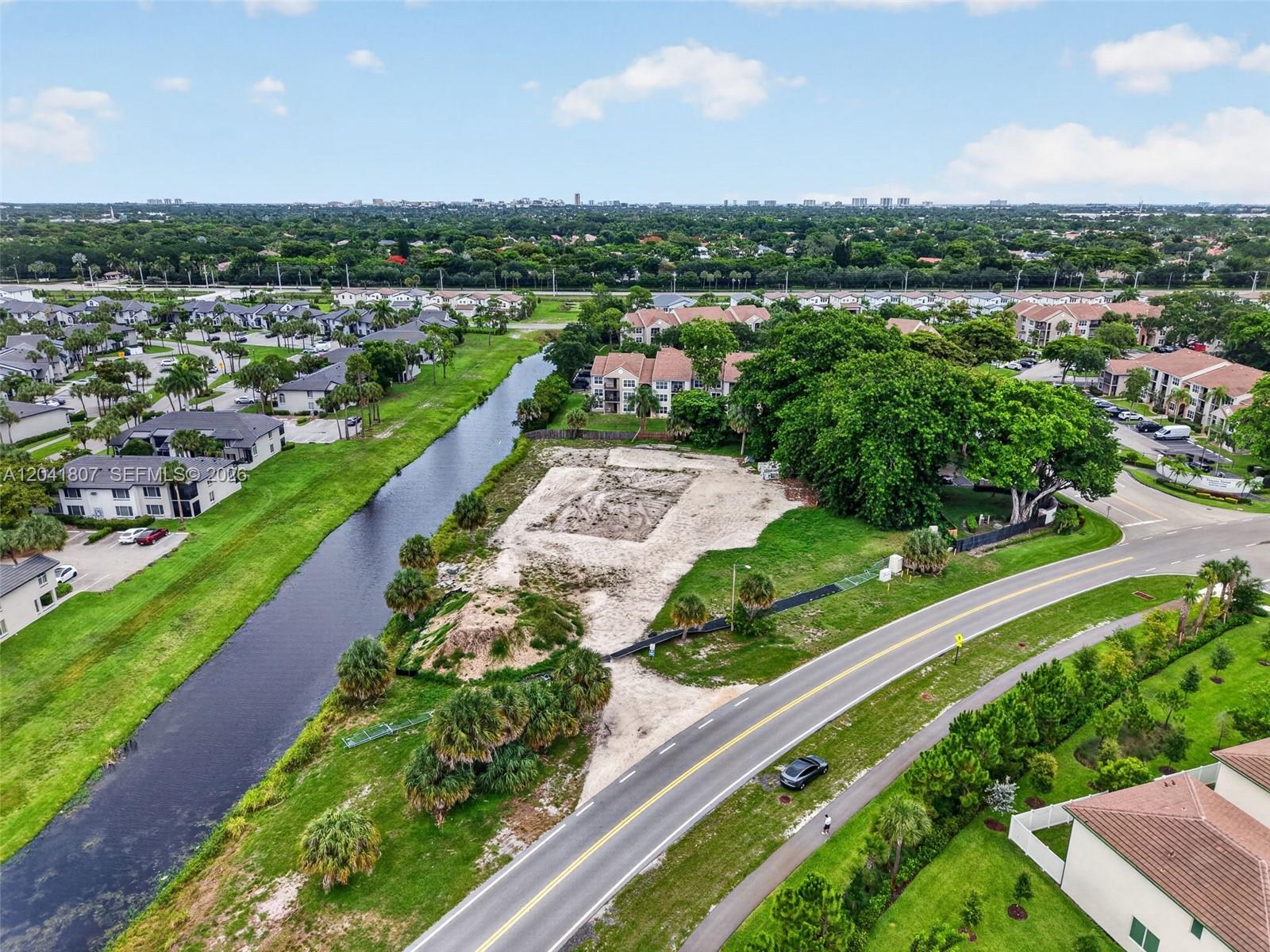 22962 Camino Del Mar Boca Raton, FL 33433 - Photo 2 of 24