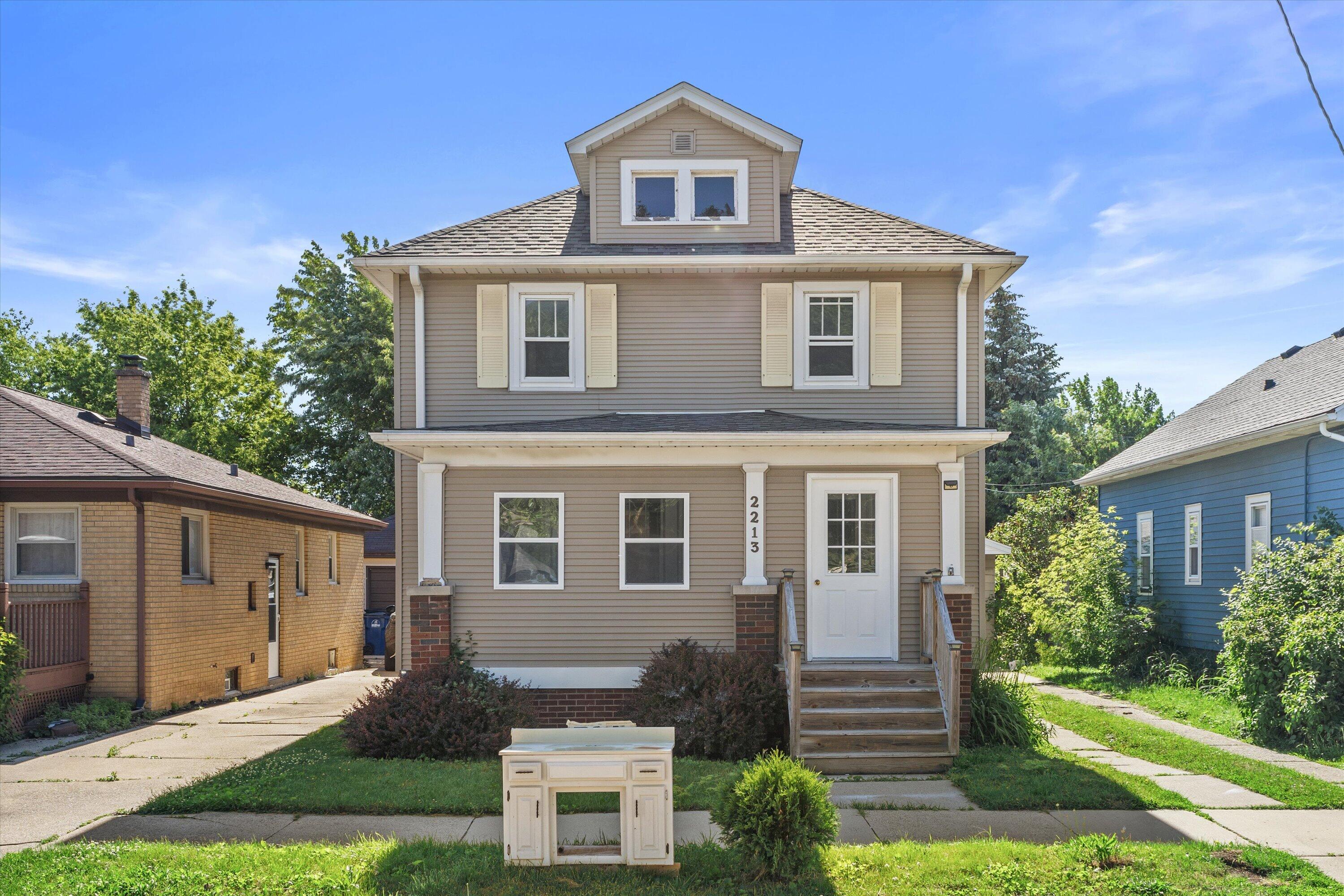2213 Carlisle Avenue Racine, WI 53404 - Photo 1 of 31 01-KCM-132