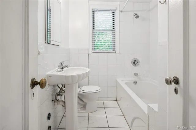 $4,500 | 3 Campus Place, Unit 1C, Scarsdale, NY 10583