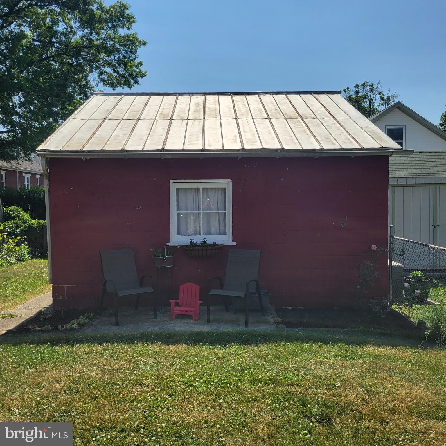 3318 Ridgeway Street Reading, PA 19605 - Photo 4 of 25 Gallery Image 4