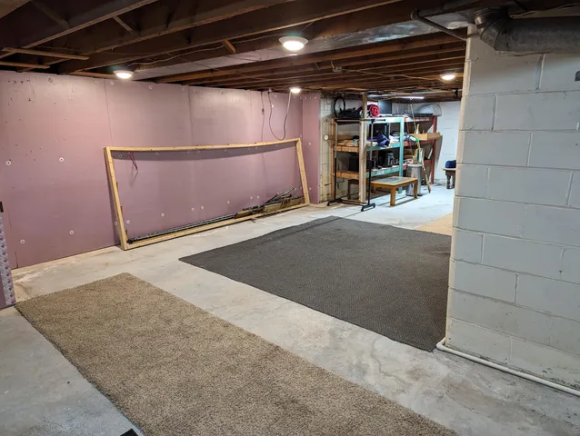 $299,900 | 42294 Wilson Memorial Drive, Chassell, MI 49916