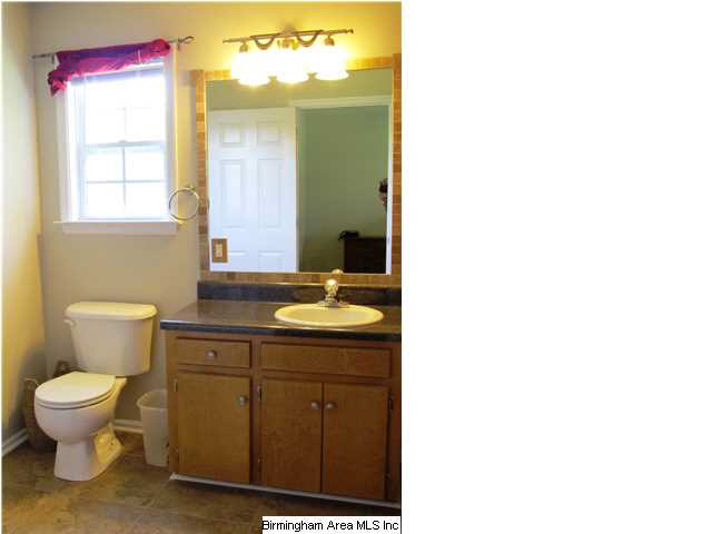 1504 Rockview Circle Weaver, AL 36277 - Photo 15 of 32