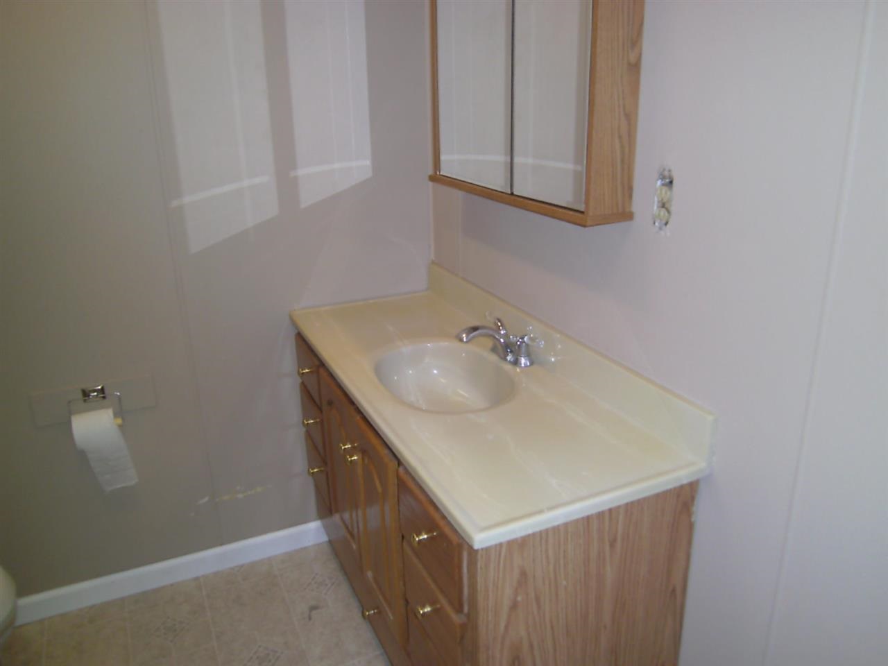 202 Argonne Road Warsaw, IN 46580 - Photo 8 of 10 Gallery Image 8