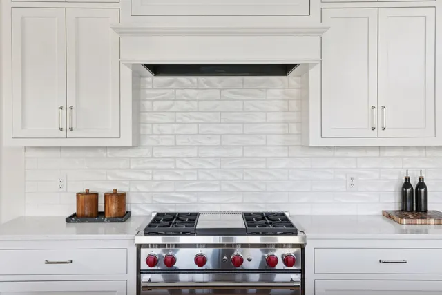 $2,150,000 | 631 Callahan Place, Mendota Heights, MN 55118