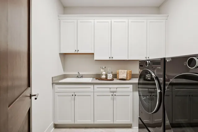 $2,150,000 | 631 Callahan Place, Mendota Heights, MN 55118