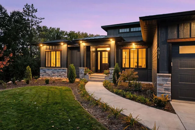 $2,150,000 | 631 Callahan Place, Mendota Heights, MN 55118