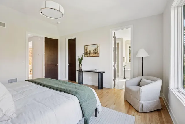 $2,150,000 | 631 Callahan Place, Mendota Heights, MN 55118