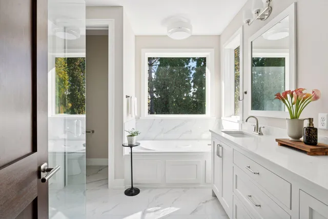 $2,150,000 | 631 Callahan Place, Mendota Heights, MN 55118