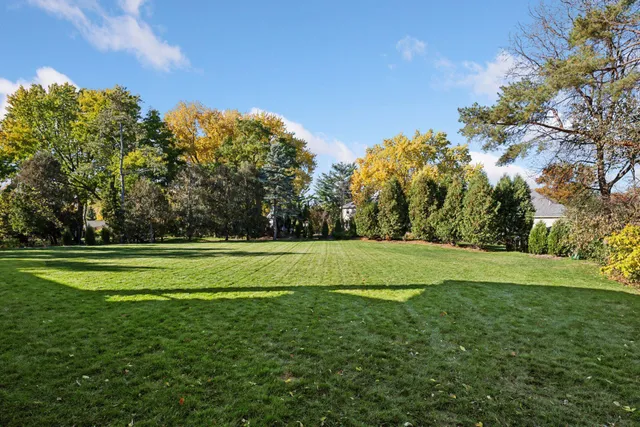 $2,150,000 | 631 Callahan Place, Mendota Heights, MN 55118