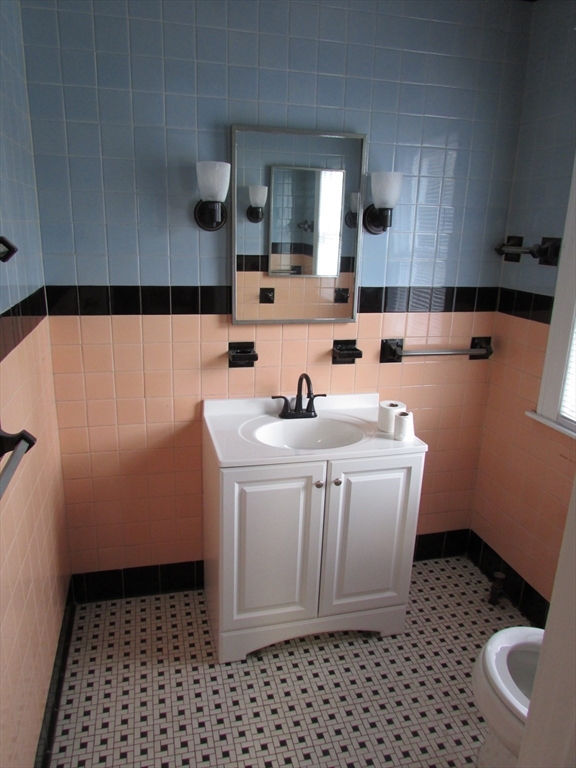 78 Prospect Street Springfield, MA 01107 - Photo 12 of 42 Gallery Image 12