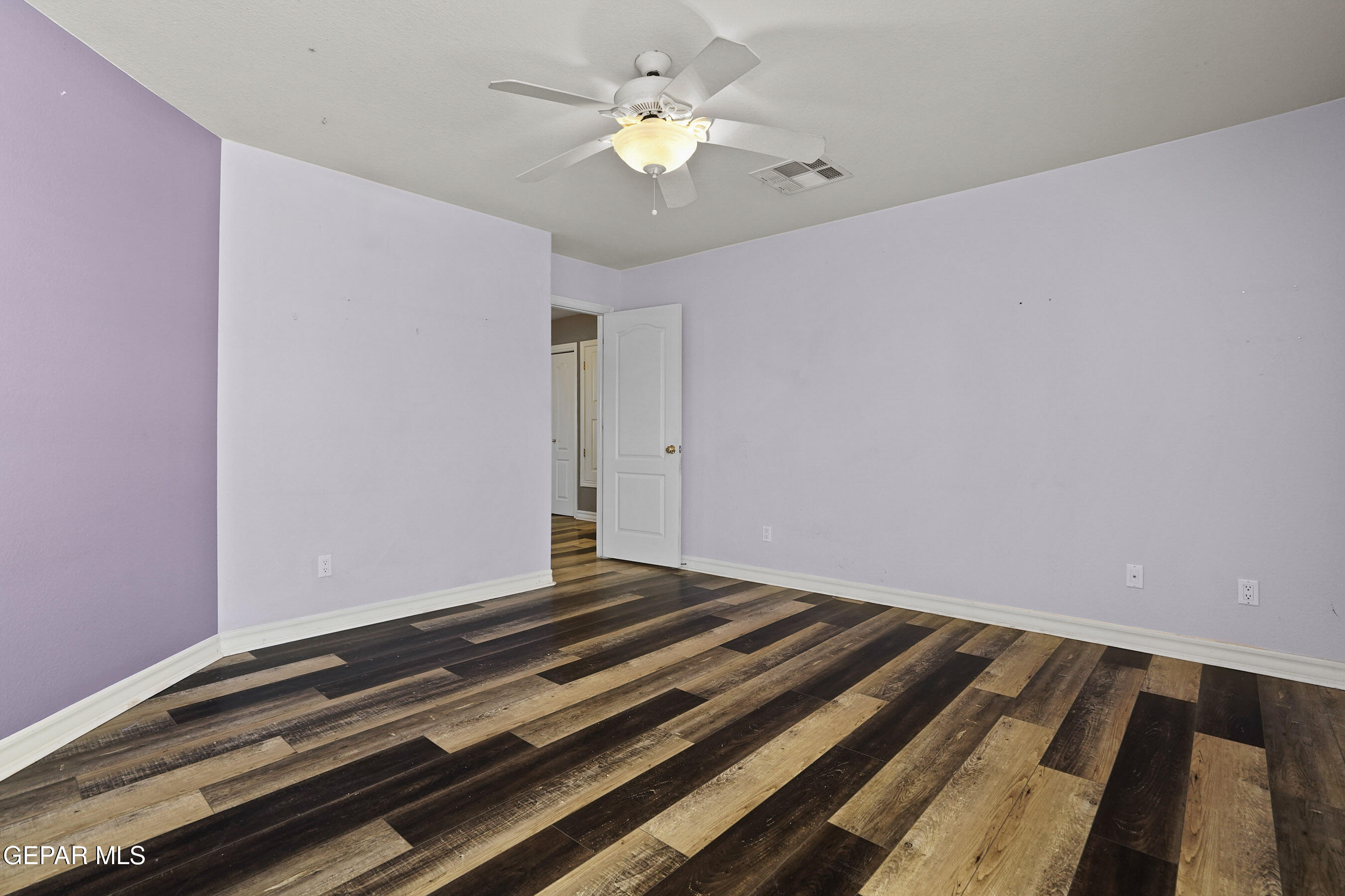 6513 Royal Ridge Drive El Paso, TX 79912 - Photo 28 of 59 Bedroom 3