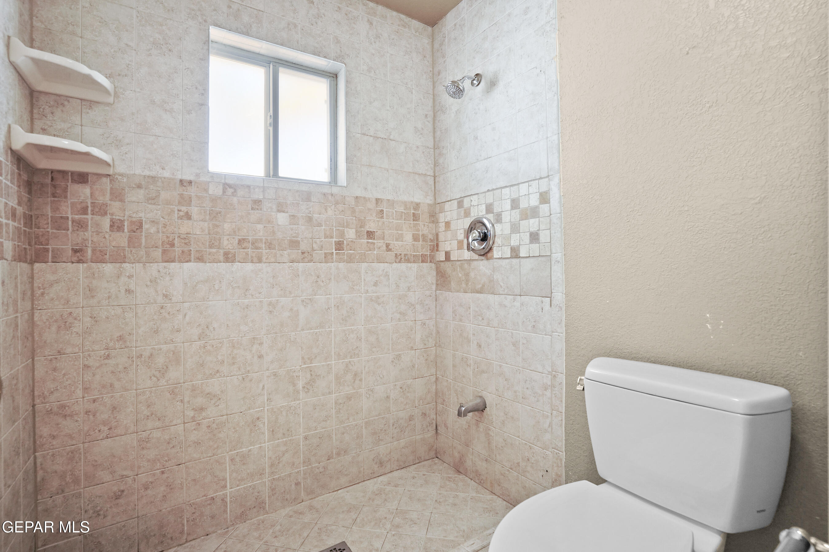 6513 Royal Ridge Drive El Paso, TX 79912 - Photo 30 of 59 Bathroom 4